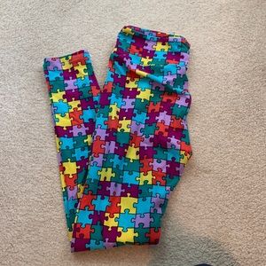 Lularoe puzzle piece leggings
